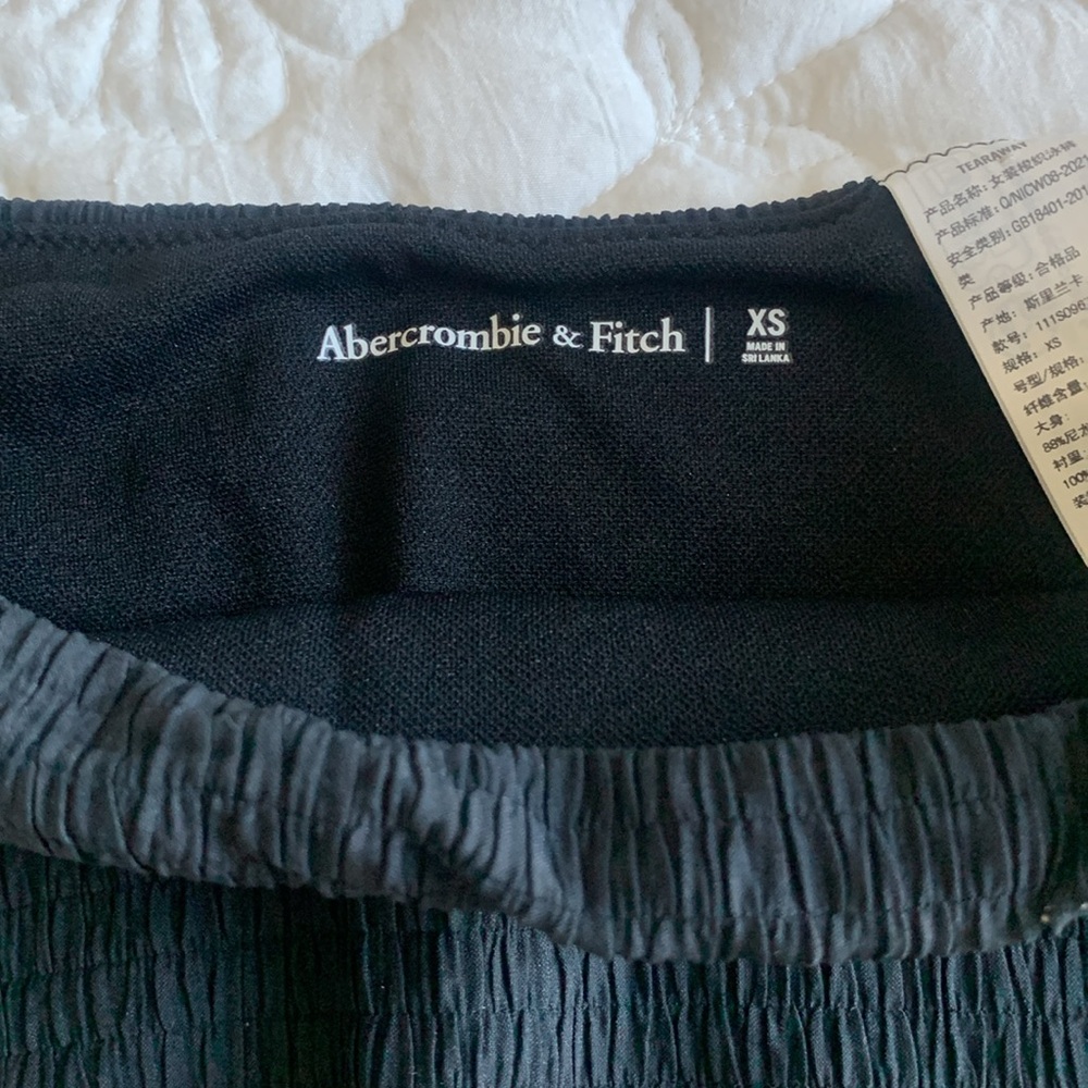 NWOT Abercrombie & Fitch Black High-Waisted Bikini Bottom - Picture 2 of 3